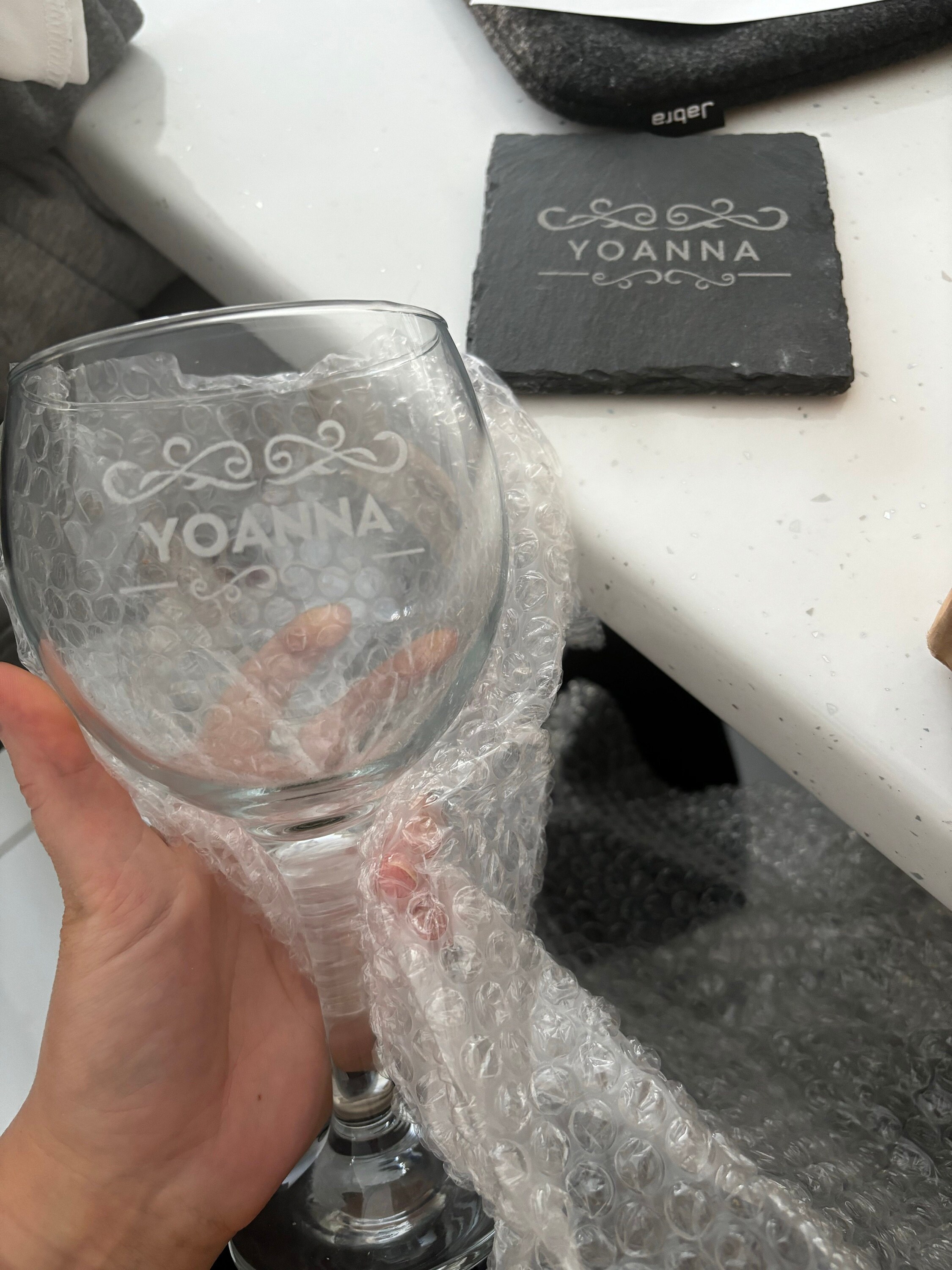 Personalisiertes Glas, mehrere Designs und Glasarten – Weinglas, Pint und Bierglas, Whisky, Champagner, Gin, Latte – gravierte personalisierte Geschenke