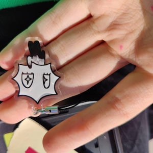 Elenor added a photo of their purchase