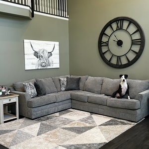 Broyhill naples living 2024 room sectional reviews