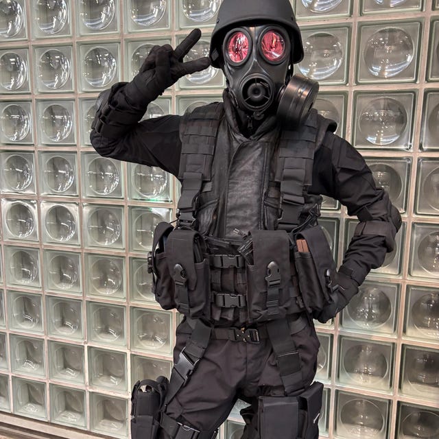 未使用　中国軍　ガスマスク　英軍　ABON　S10　イギリス軍　SAS　バイオ 新品】S10ガスマスク MF22 実物 中国軍 イギリス軍 AVON ハンク - メルカリ