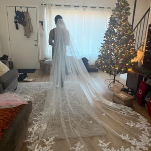 Velo Da Sposa In Pizzo Floreale Con Pettine – 1 Strato, Lunghezza Cattedrale 3 Metri – Vintage
