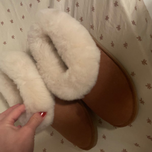 Camellia Slide Slippers Silver Lambskin