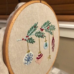 Wood Hand Embroidery Hoop for Needlework and Cross Stitch, Hoop