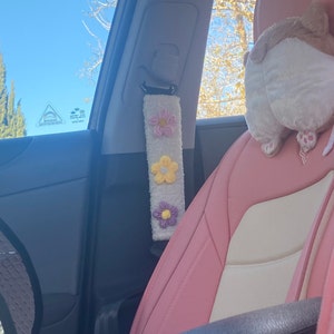 Lesly added a photo of their purchase
