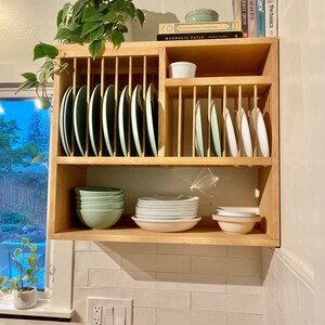 Award Winning solid Wood pine plate dish cup rack shelf dining