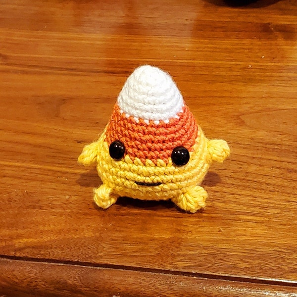 Candy Corn Halloween Crochet Pattern - Cute Halloween Amigurumi Desk ...