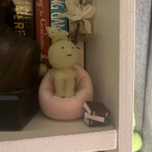 Victoria added a photo of their purchase