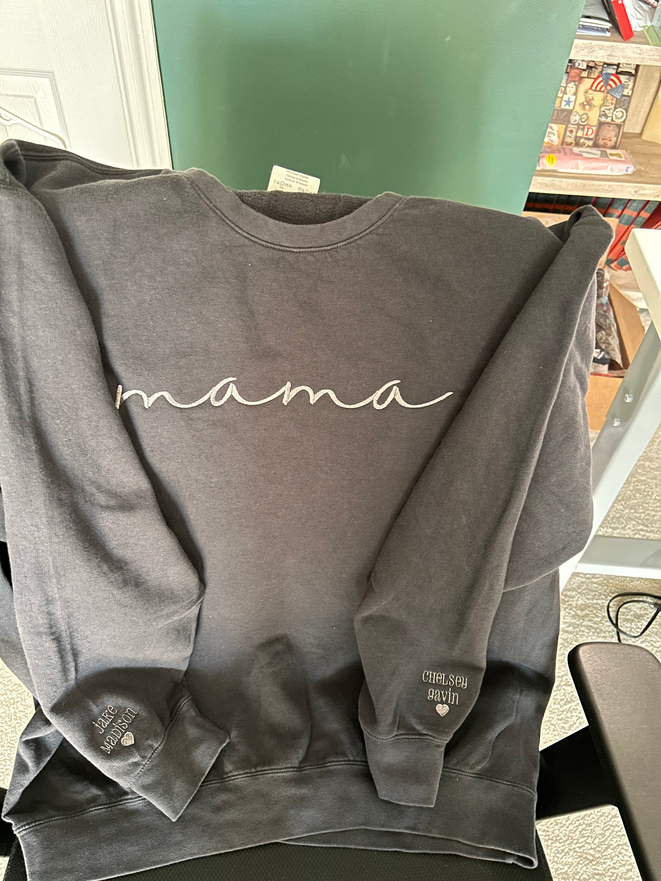 Customer photo for Mama - Embroidery font