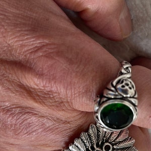 ジョニーの（スクリーンに忠実な）J・スパロウ エメラルド スカル