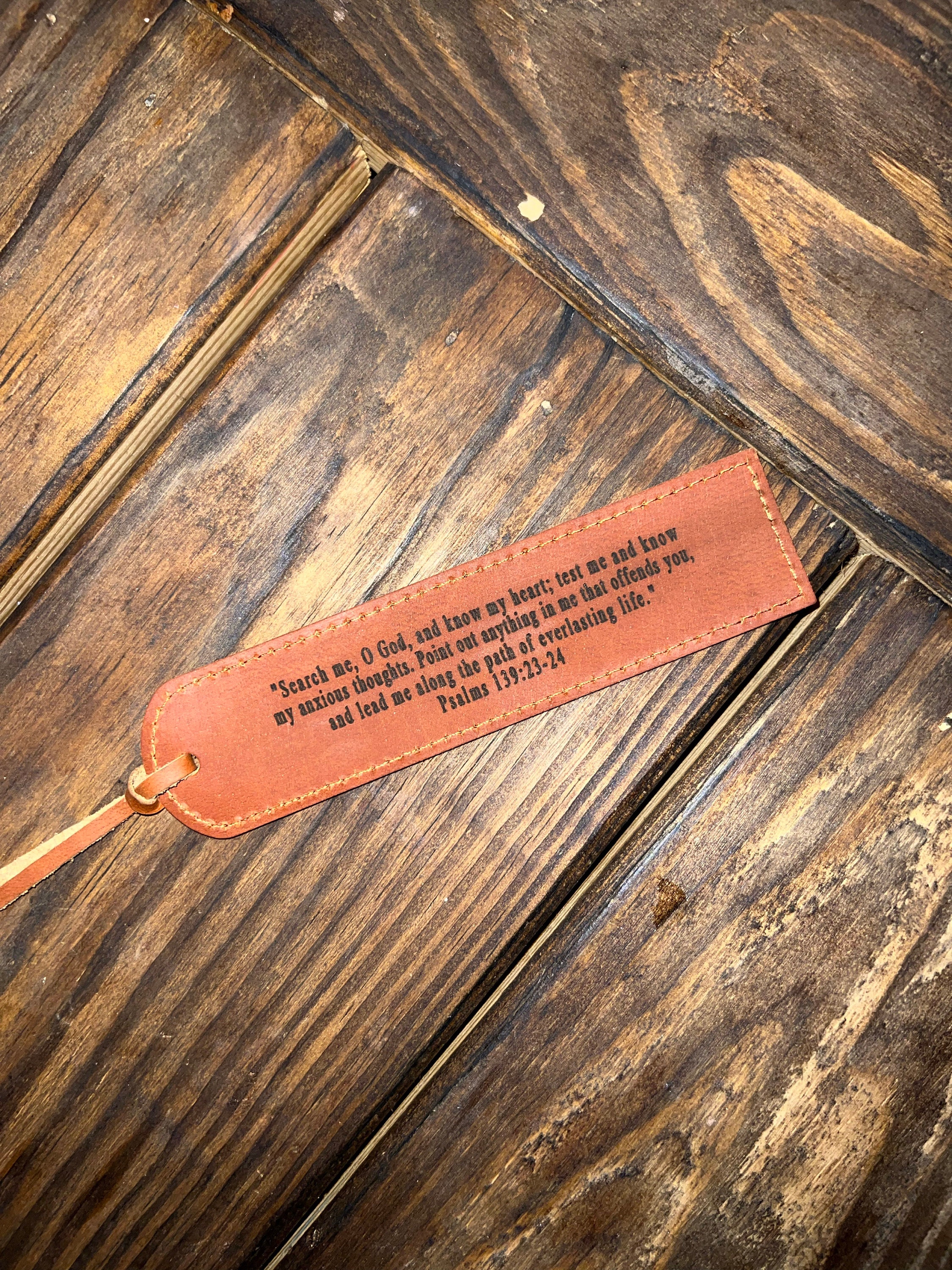 Personalized Leather Bookmark, Custom Bookmark, BOOKWORM GIFT, Gift for Her, Gift for Him, Teacher Gift, Book Lover