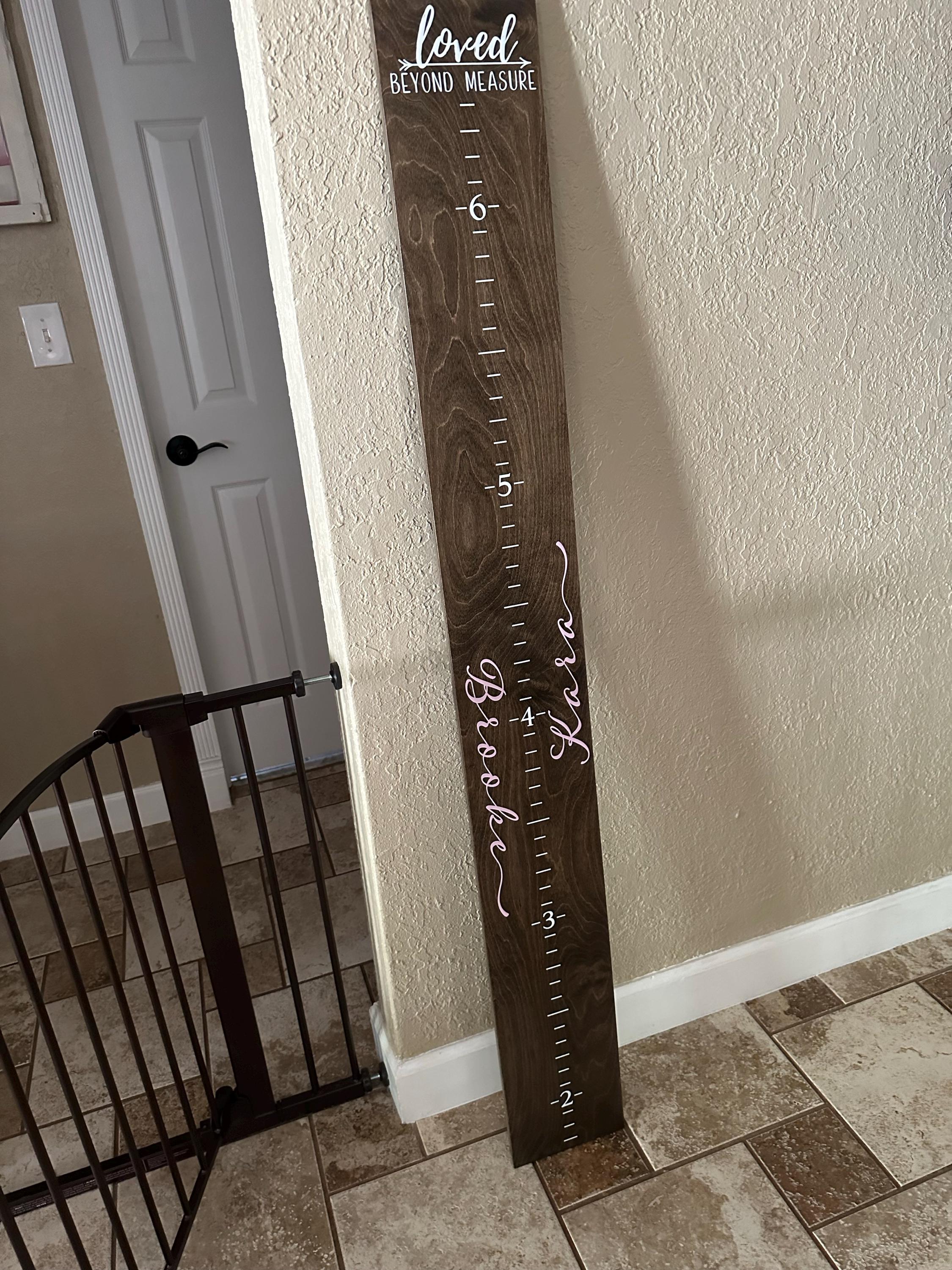 Custom Wooden Growth Chart for Kids - Personalized Height Measuring Stick with Family Name (GC-CST)