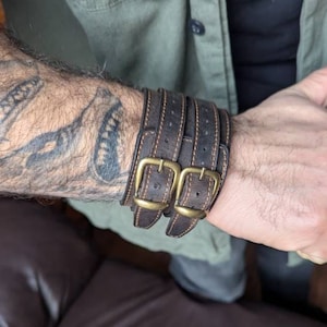 Rafael added a photo of their purchase