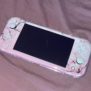 Jolie added a photo of their purchase