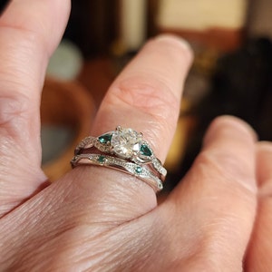KATHLEEN added a photo of their purchase