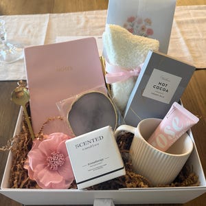 Alyssa added a photo of their purchase