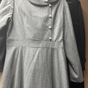 韓国人気【ORDINARY HOLIDAY】VINTAGE FLARE DRESS グレー 1950s Grey Fit and Flare Wool Dress, Womens Dresses, Winter