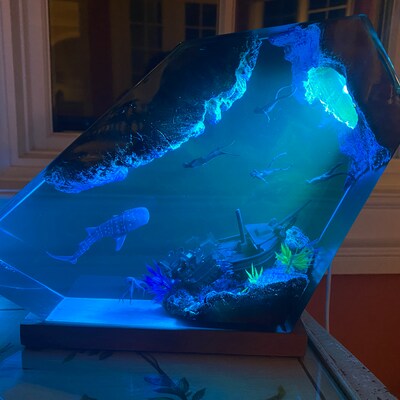 Epoxy Resin Ocean Lamp,whale Shark and Diver Night Light,resin Wood ...