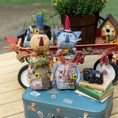 Primitive Pattern Heads Up It's Fall - Etsy