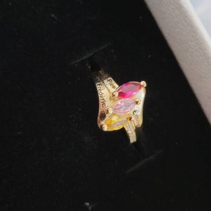 Marie-pier added a photo of their purchase