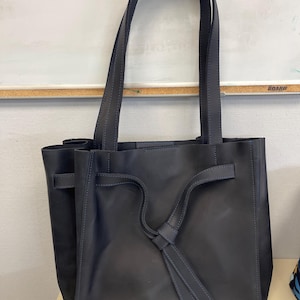 バッグ Workers Leather Handle Tote Bag Navy Navy Leather Tote Bag — Work Tote Handbag, Dark Blue Laptop