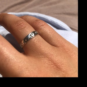 [韓国人気ジュエリー] nff Beach Ring White Ocean Wave Ring, Sterling Silver, Casual Beach Band, Carved