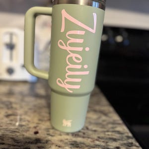 Zujeily added a photo of their purchase