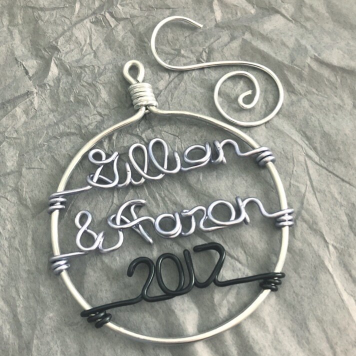 Personalized Couples Ornament - New Couple Gift, Newlywed, First House, Engagement,Handcrafted Wire Circle with Names and Year - Custom Gift