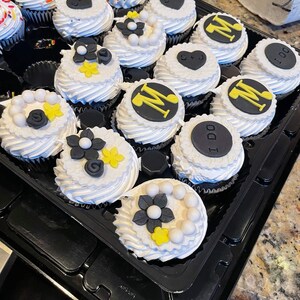 Jahonna Marshall-Hamilton added a photo of their purchase