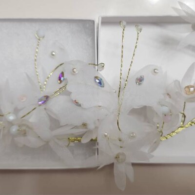 Long Bridal Gloves Vintage Flower Pearls Wristband Wedding Glove For Women Girl Party Evening Dress Jewelry Bride Accessories