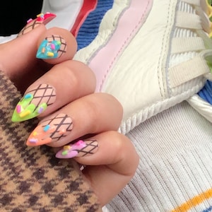 Trinie added a photo of their purchase