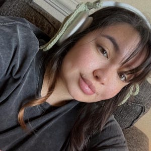 Madelynn added a photo of their purchase