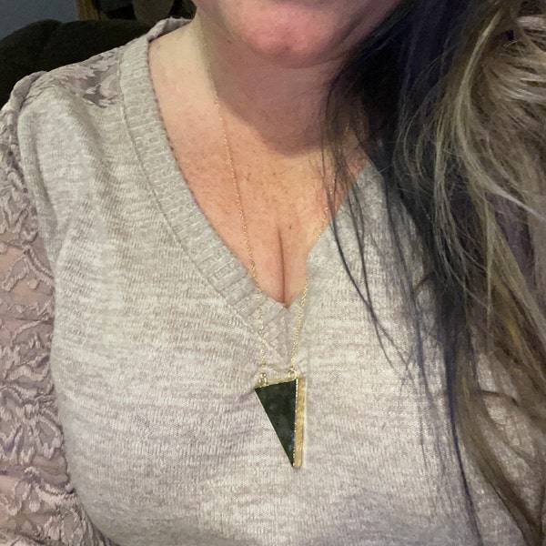 •NYX• labradorite + triangle + gold necklace (16
