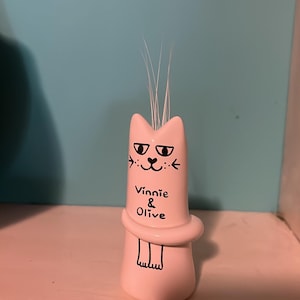 2pcs Cute Mini Vase Magnets for Fridge - Tiny Cat Whisker Holder