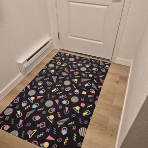 レトロアーケードカーペット、屋内屋外用、メンフィスデザイン