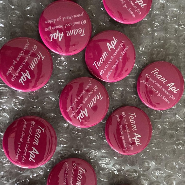 JGA Button Set #3: 10 + 1 personalisierte Buttons (56/76 mm groß) für ...