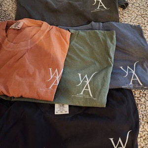 Dee added a photo of their purchase