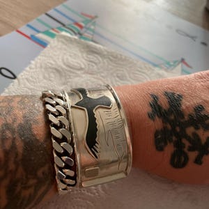 ジョニー・デップも着用している、天然ハウライト ターコイズ石を