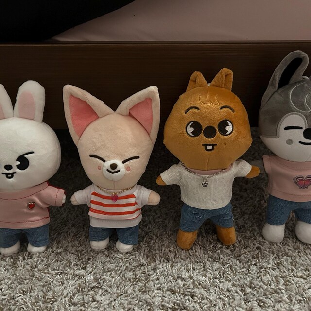 Maxident Stray Kids, OT8 Skzoo Outfits, Case 143 Skzoo Clothes