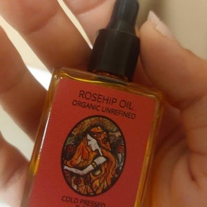 Ayushi added a photo of their purchase