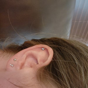 DimMoire PiercingミニT 18g Pyramid With Tiny CZ Piercing(single), 925 Sterling