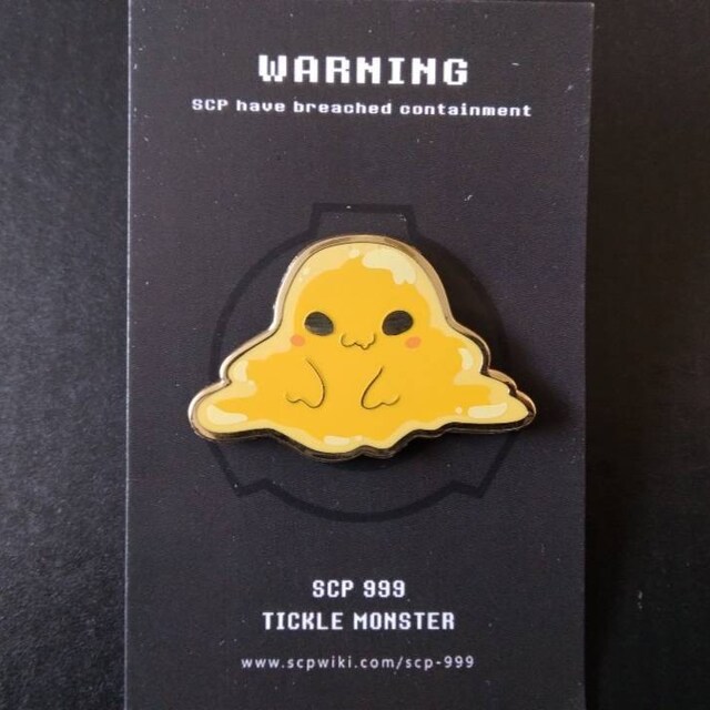 Tickle Monster SCP - 999 Hard Enamel Gold Pin