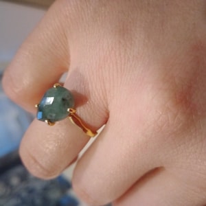 Kahina added a photo of their purchase