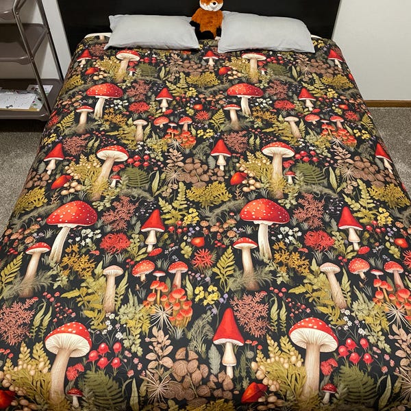 Cottagecore Flower Meadow Round Rug, Floral Round Area Rug Wildflowers ...