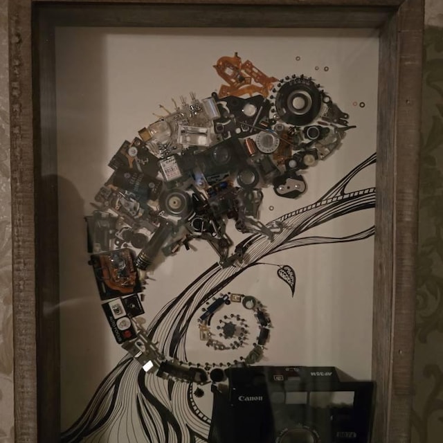 Mechanical Camera Parts Framed Wall Art Decor, Electronic