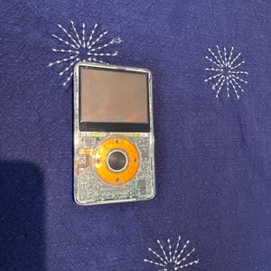 Apple iPod Classic - 第5世代、クリア＋ブラック 2 (3000mAh