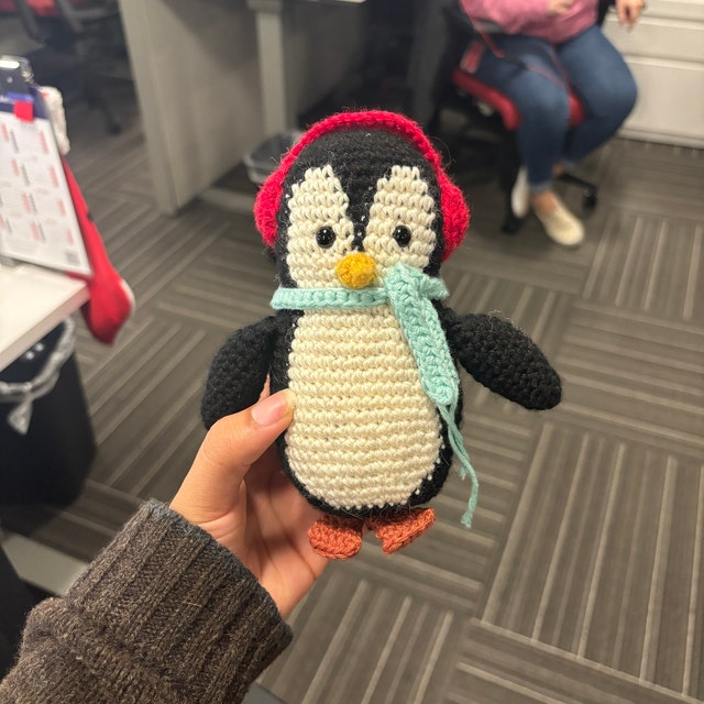 マムフォード・ザ・ペンギンの編みぐるみ編み図 - Etsy 日本