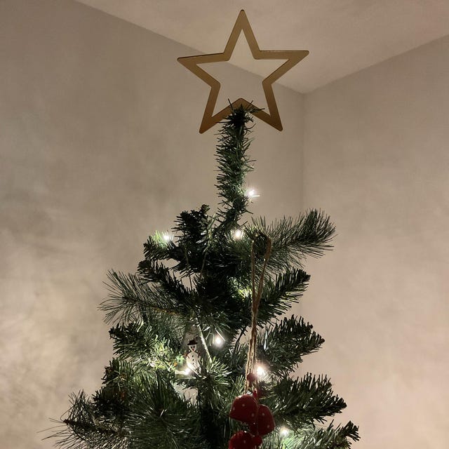 Décoration De Sapin De Noël En Bois Naturel - Étoile Creuse Design Moderne Pour Cime De Sapin Ou Table - 2