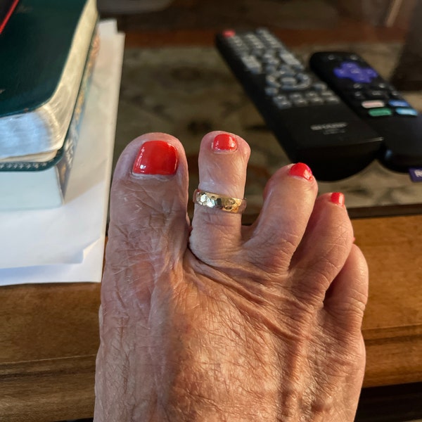Gold Hammered Toe Ring/ Hammered Ring Hammered Rings 14k Gold Filled ...