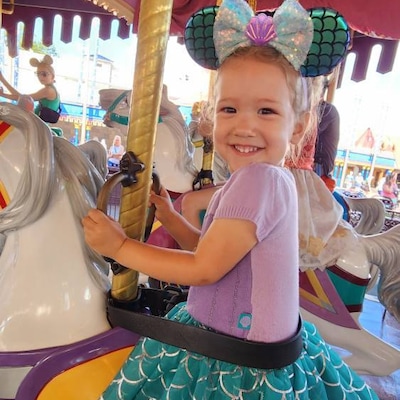 Tunnel ears christmas