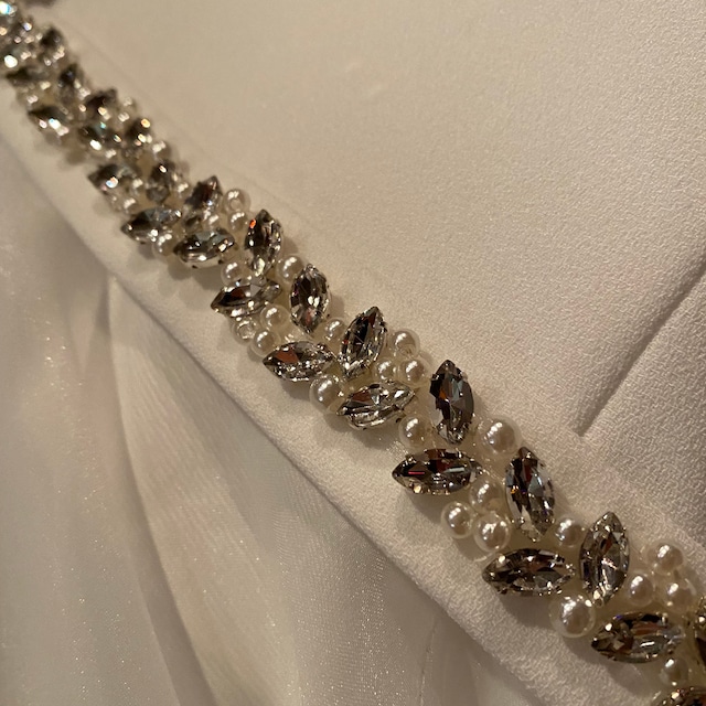 MAYA - Sparkle Crystal and Pearl Belt Sashes In Silver – JohnnyB